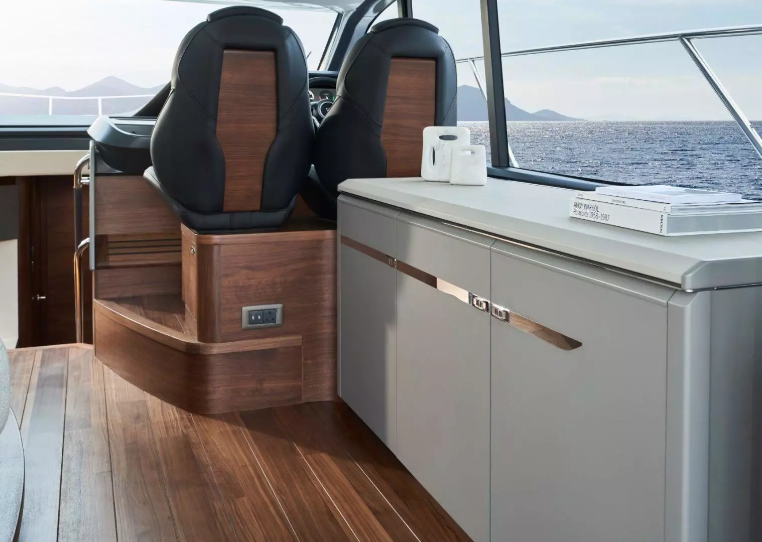 2026 Princess V50 Express - Image 5