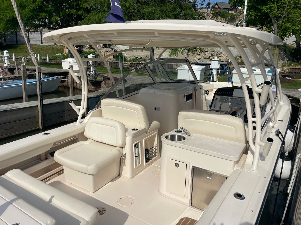 2019 Grady-White Freedom 307 boat interior at dock.