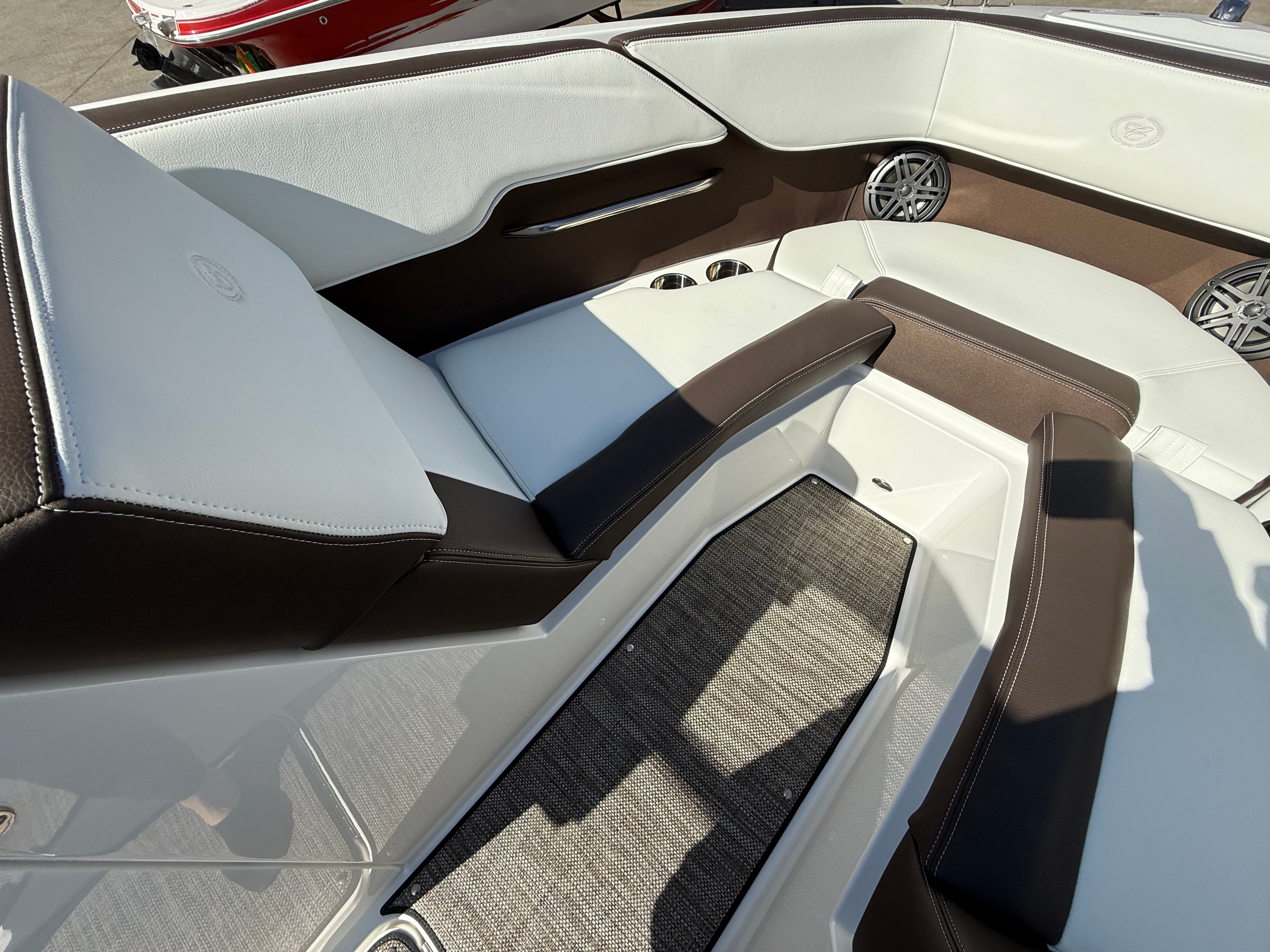 2025 Cobalt CS23 Surf - 11