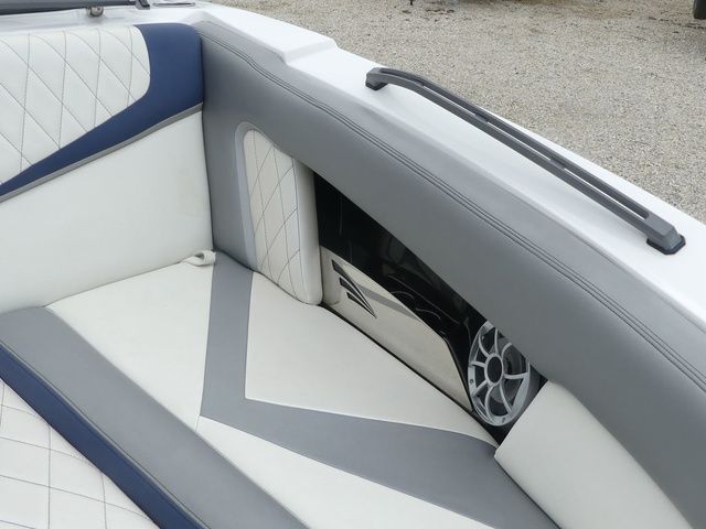 2016 Tigé RZ4 - 27