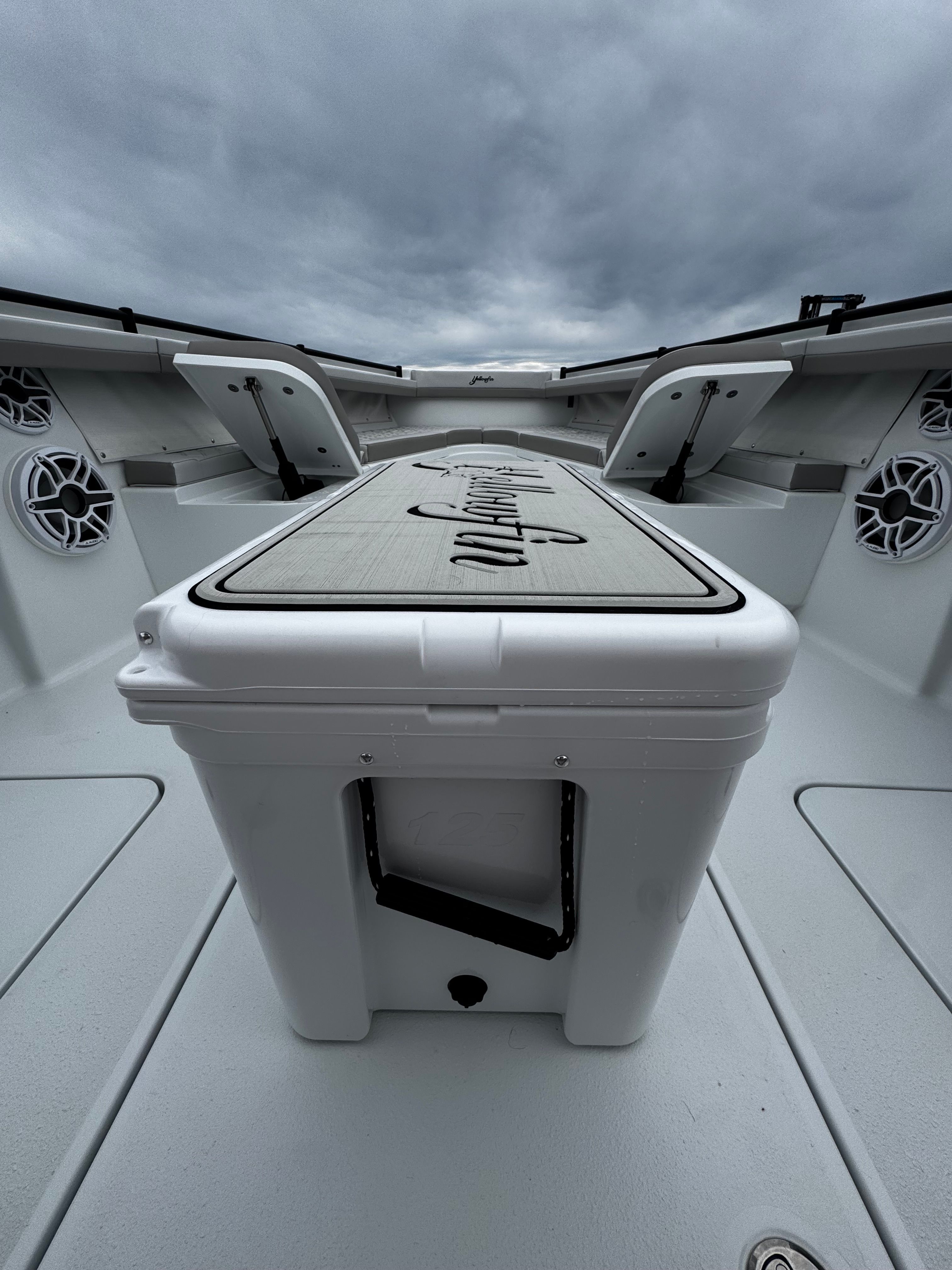 2024 Yellowfin 36 Offshore - 29
