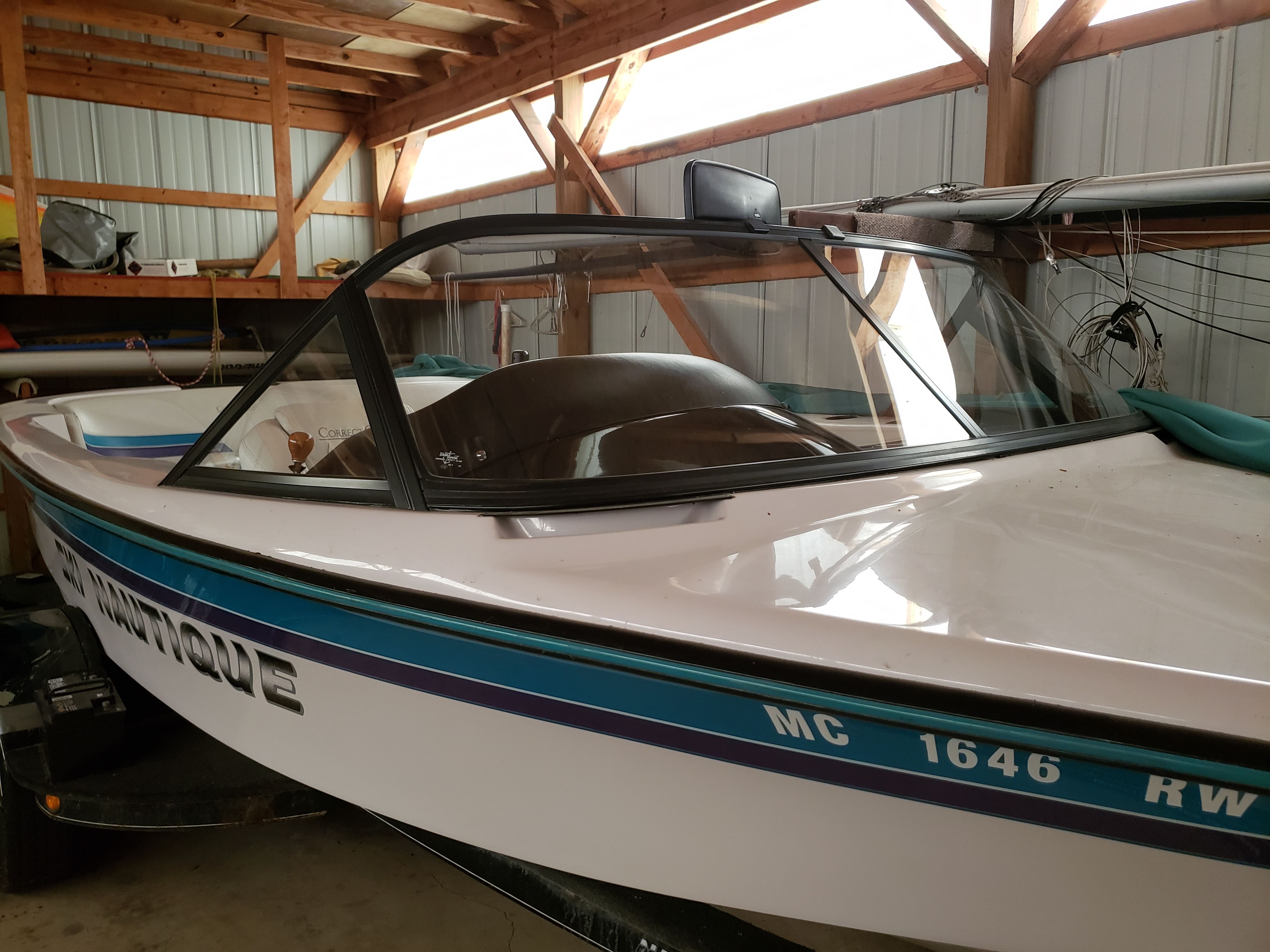 1996 Correct Craft Ski Nautique - 3