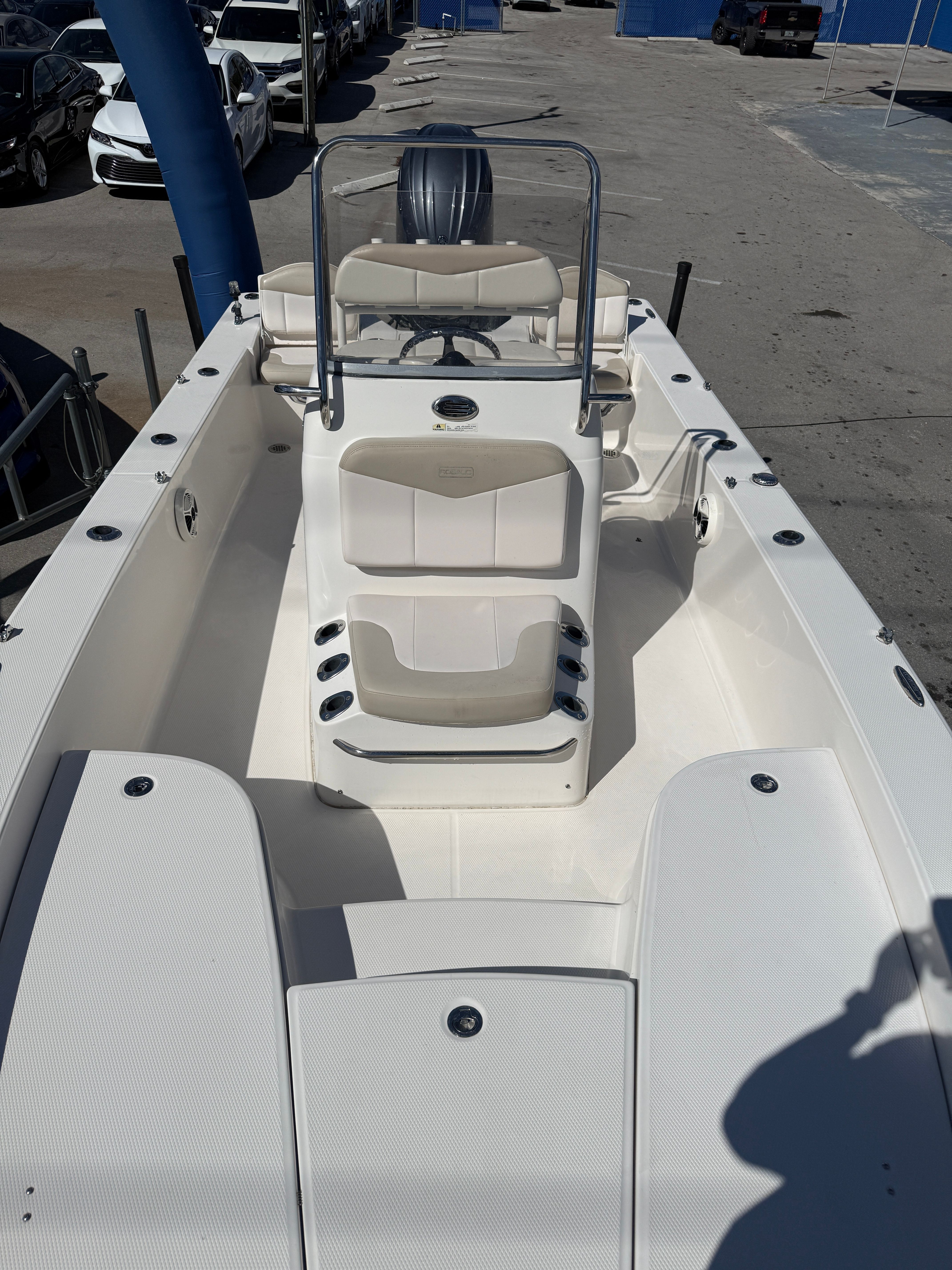 2017 Robalo 206 Cayman - 3