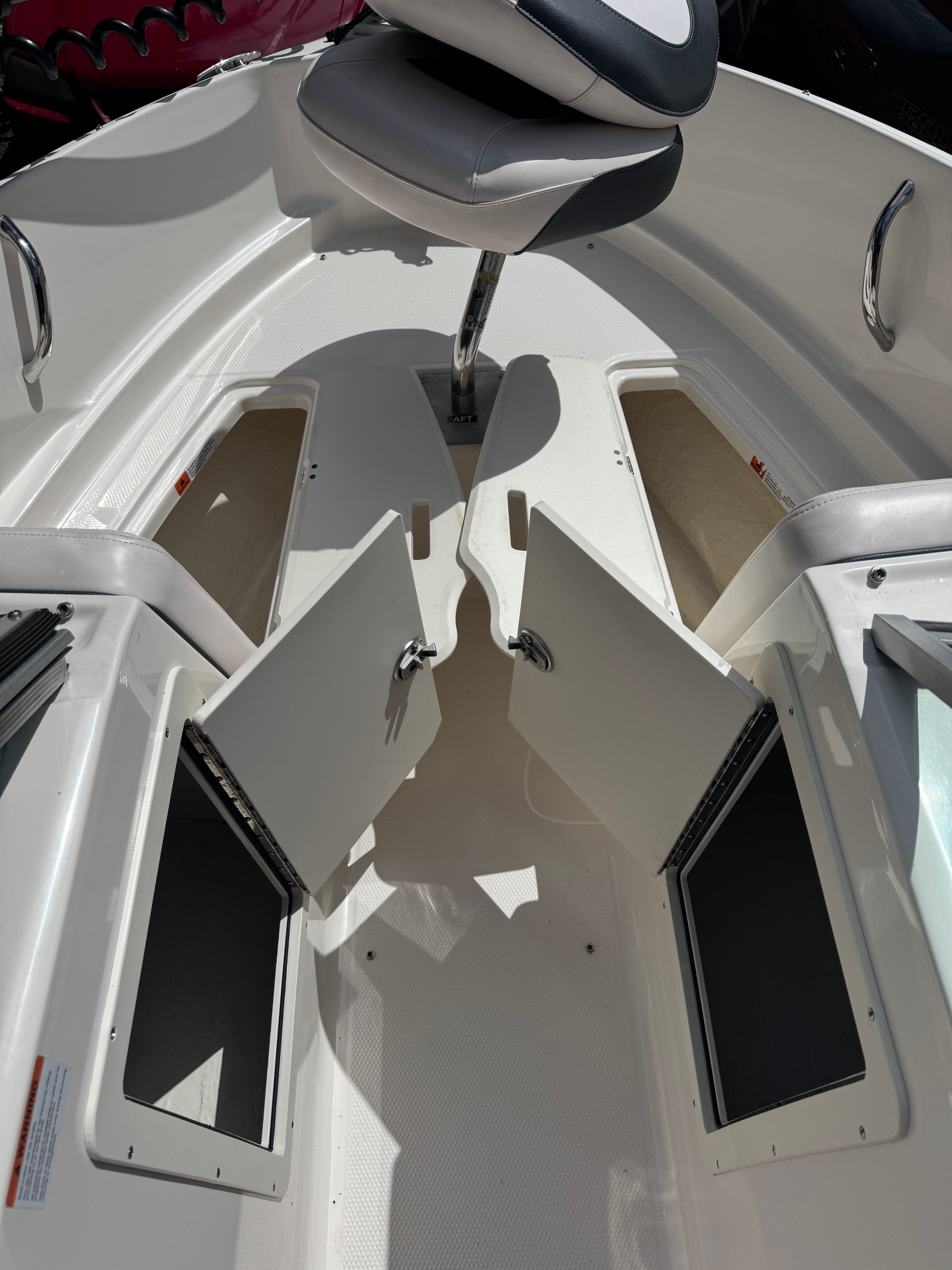 2020 Chaparral 19 SSi Ski & Fish OB - 11