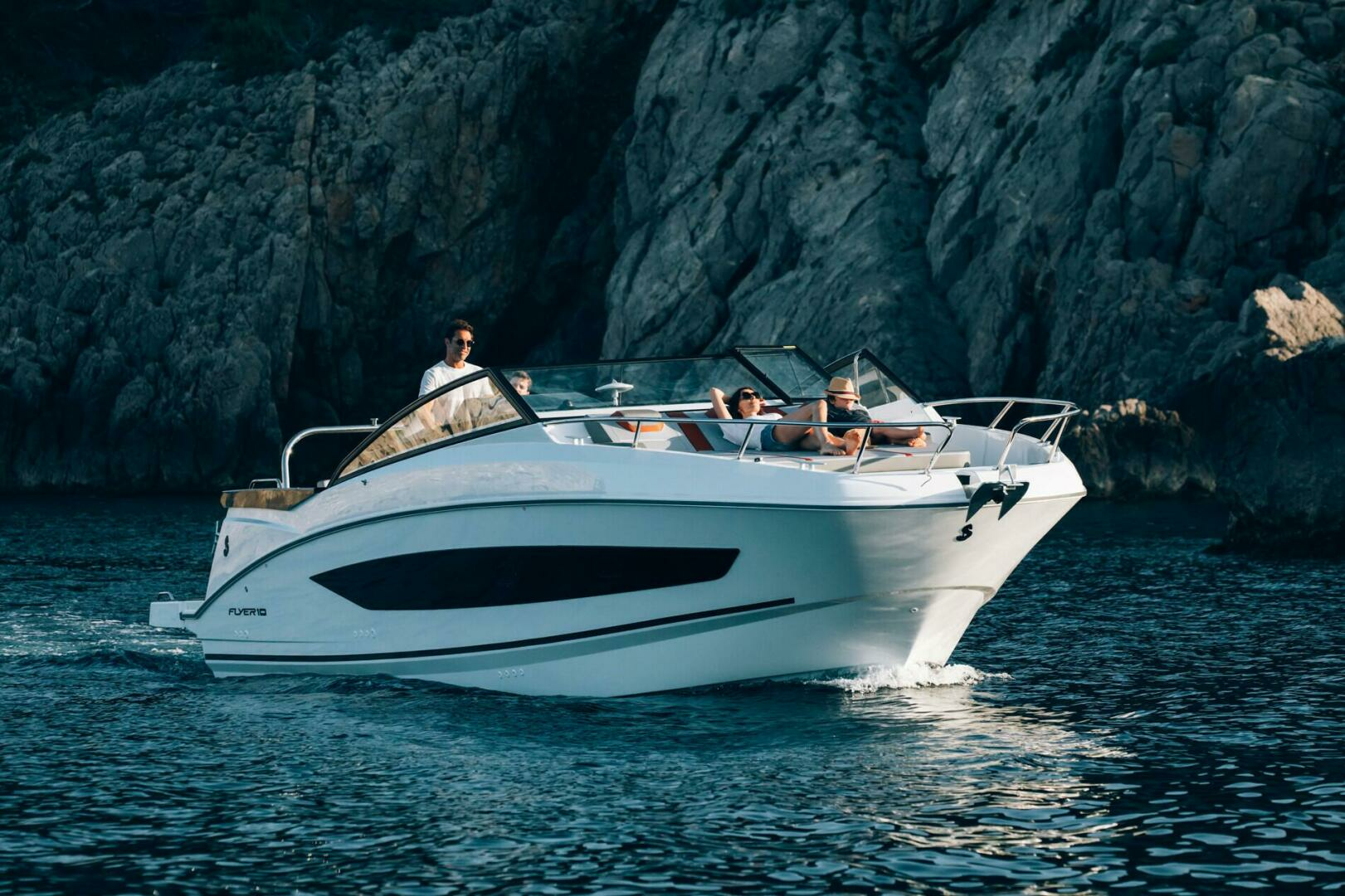 2025 Beneteau Flyer 10 - Image 3