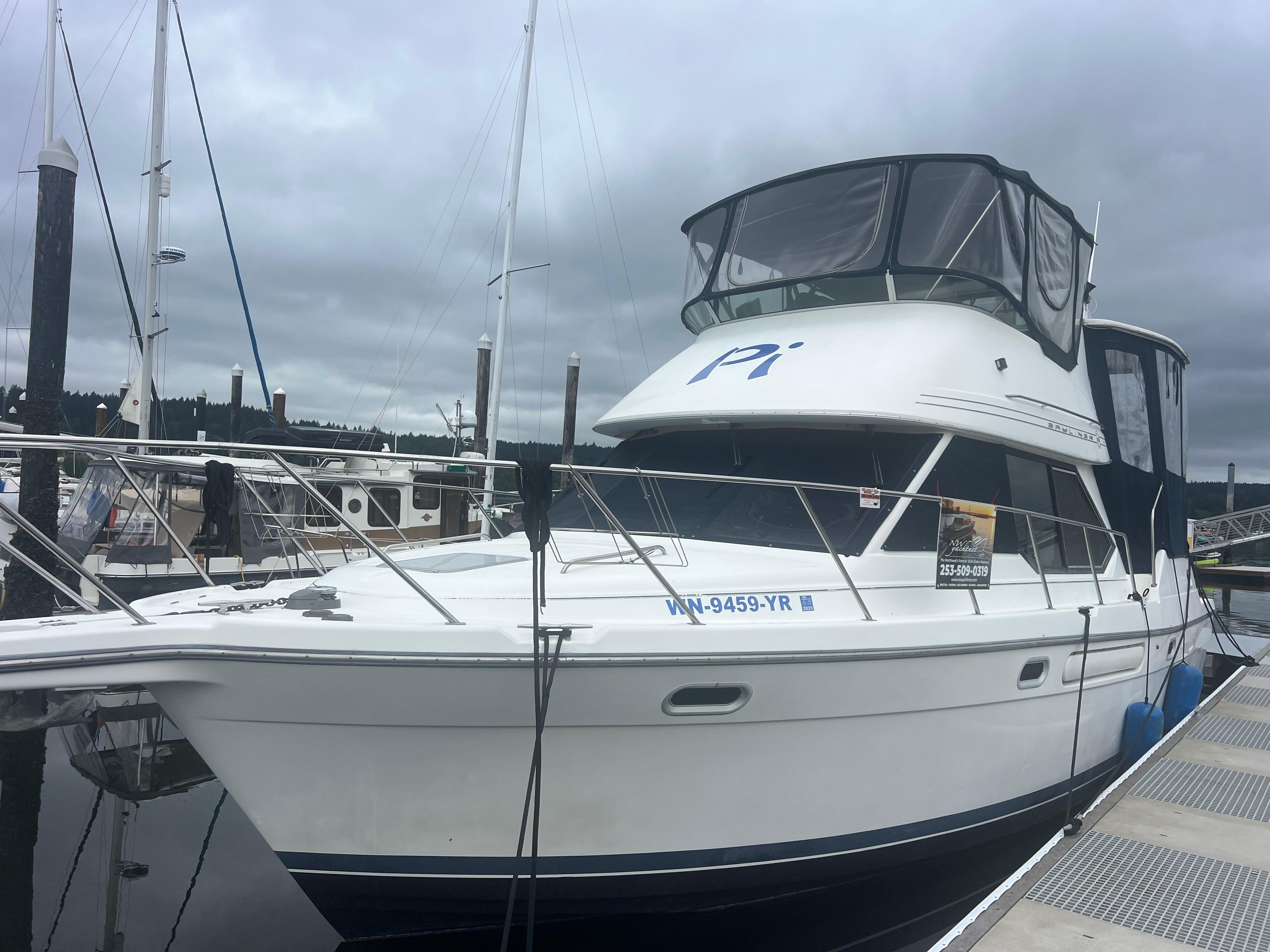 1999 Bayliner 4087 Aft Cabin Motoryacht
