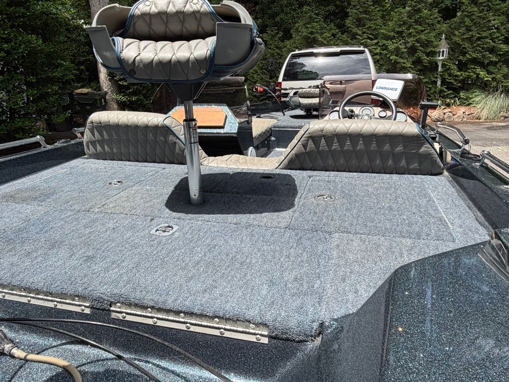 1990 Ranger 365V - 7