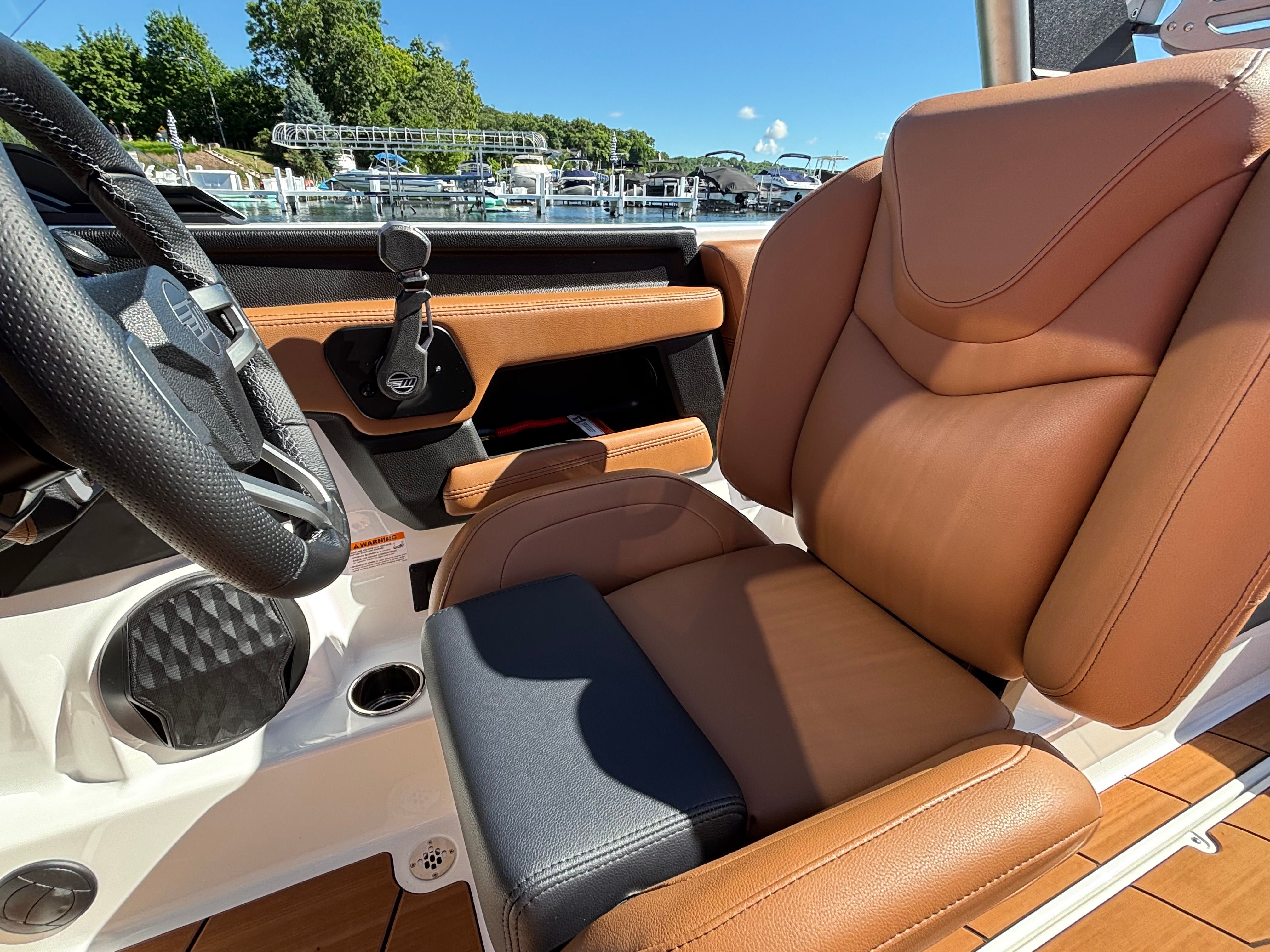 2026 Malibu Wakesetter 21 LX - 13