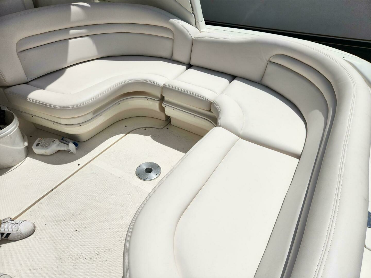 2003 Sea Ray 340 Sundancer - Image 8