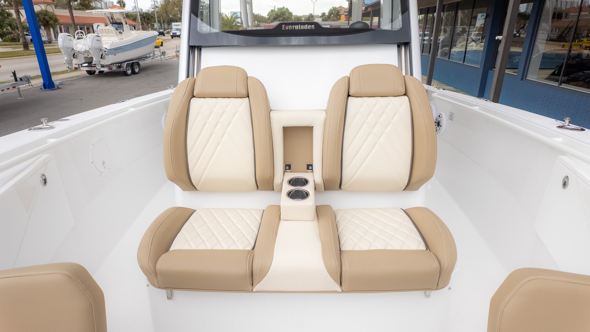 2026 Everglades 335 Center Console - 21
