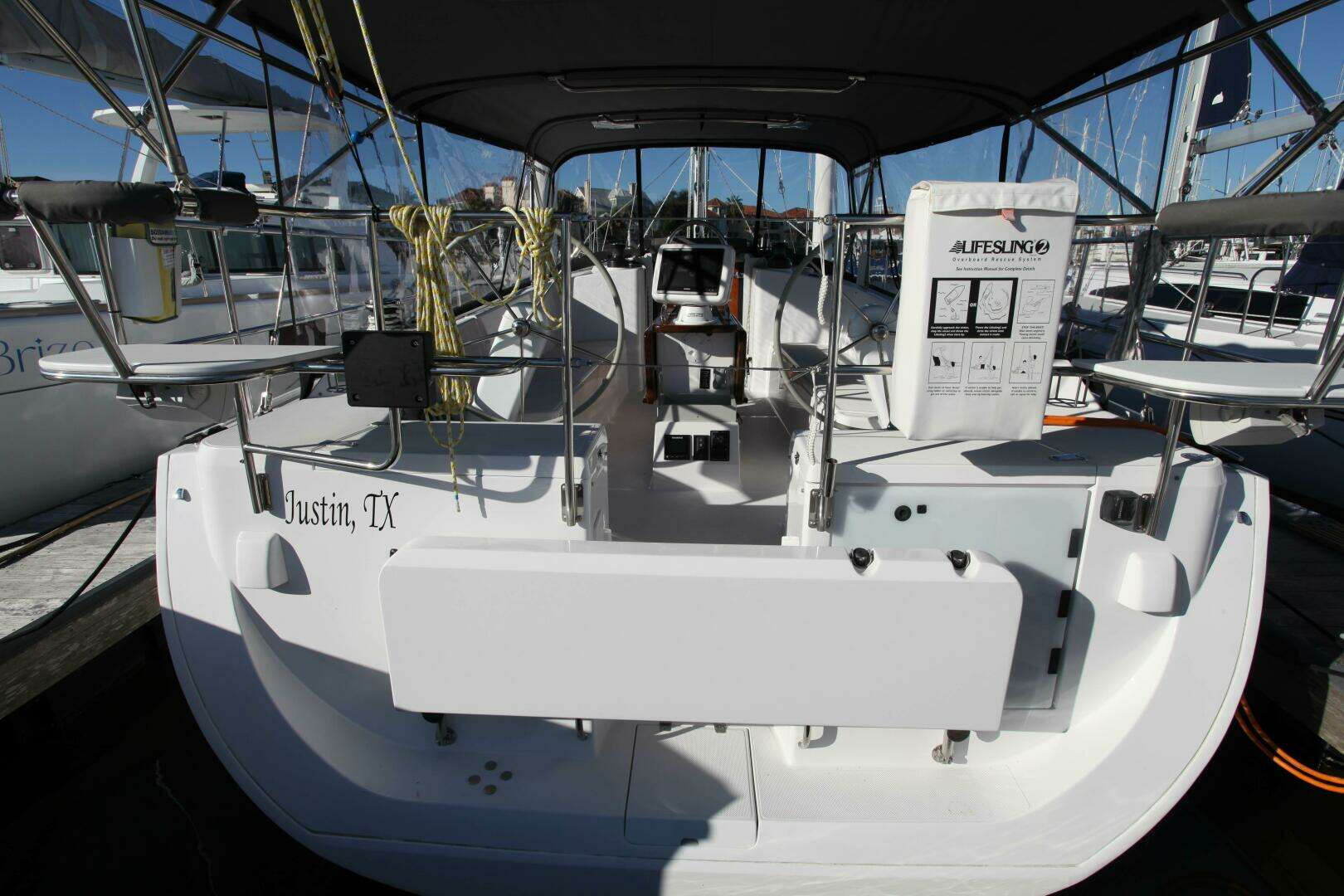 2025 Catalina 426 - Image 15