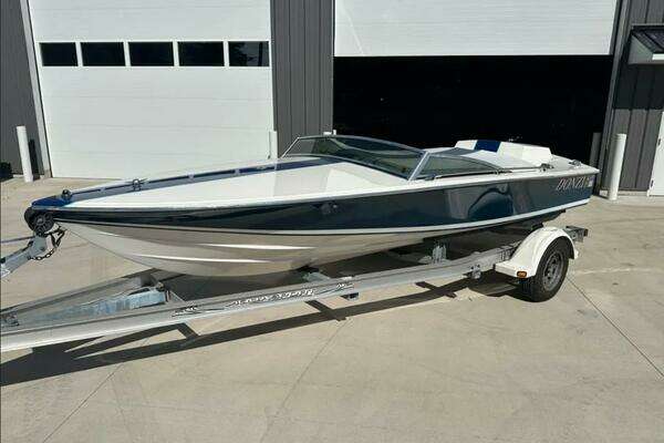 1986 Donzi 18 Classic