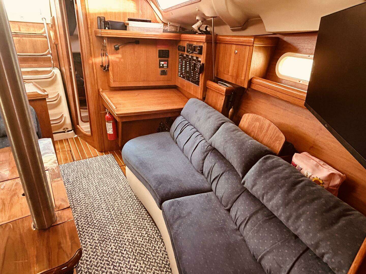 2003 Hunter 386 - Image 33