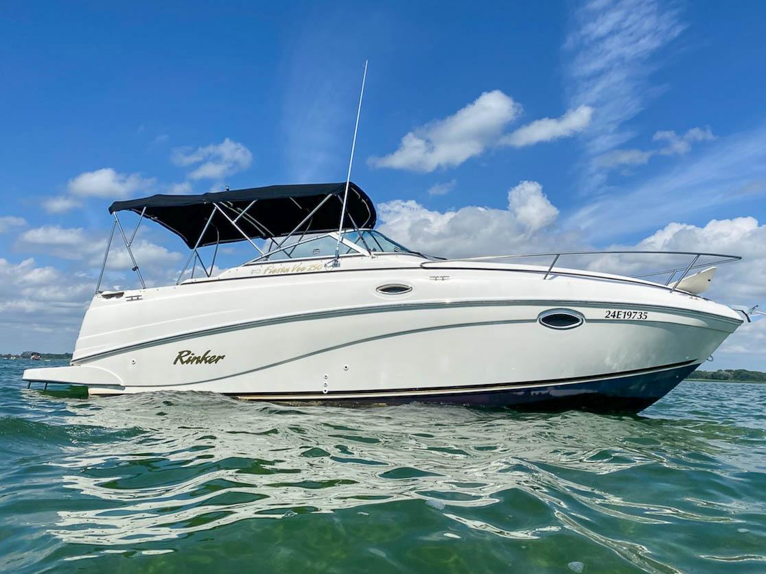 2003 Rinker Fiesta Vee 250