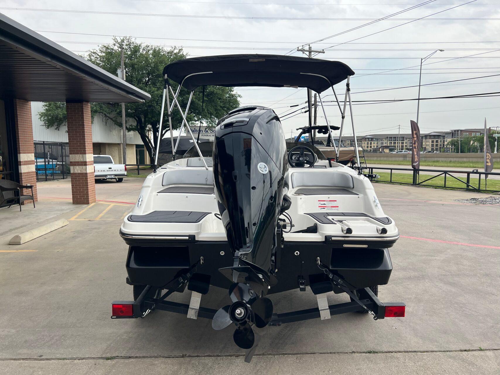 2023 Bayliner M17 - 4