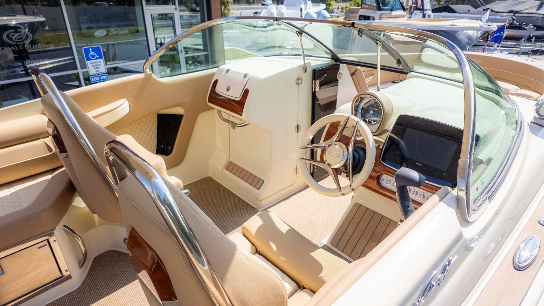 2025 Chris-Craft Launch 28 GT - 11
