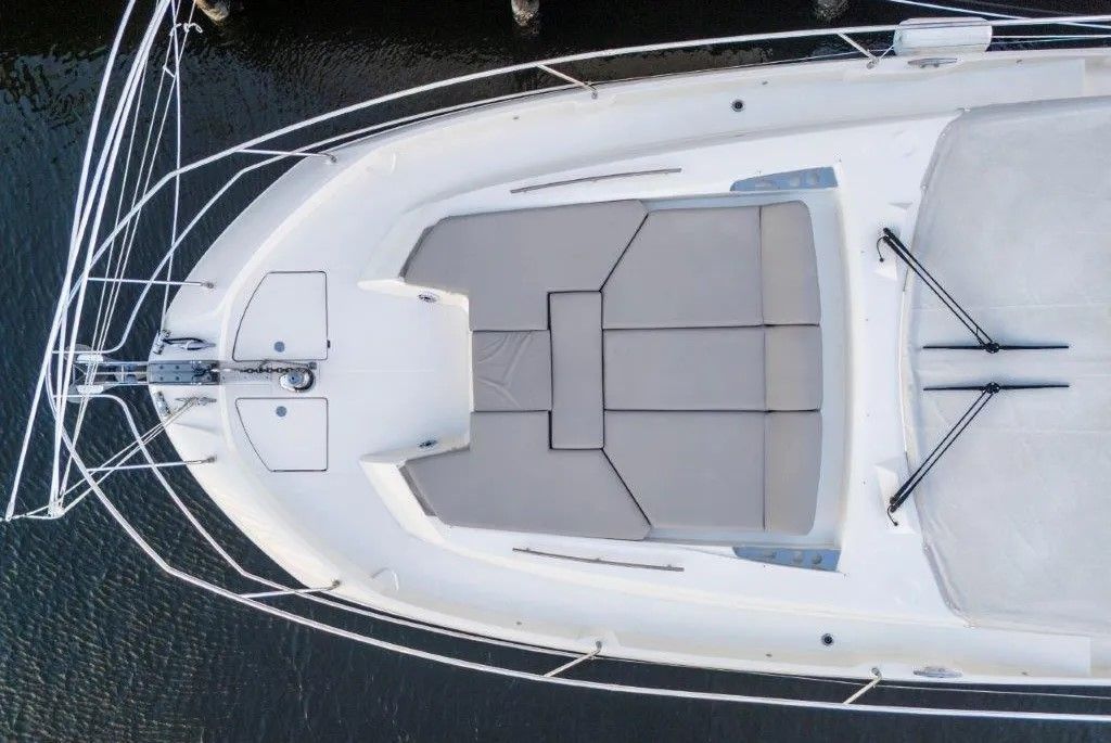 2020 Prestige 590 - 6