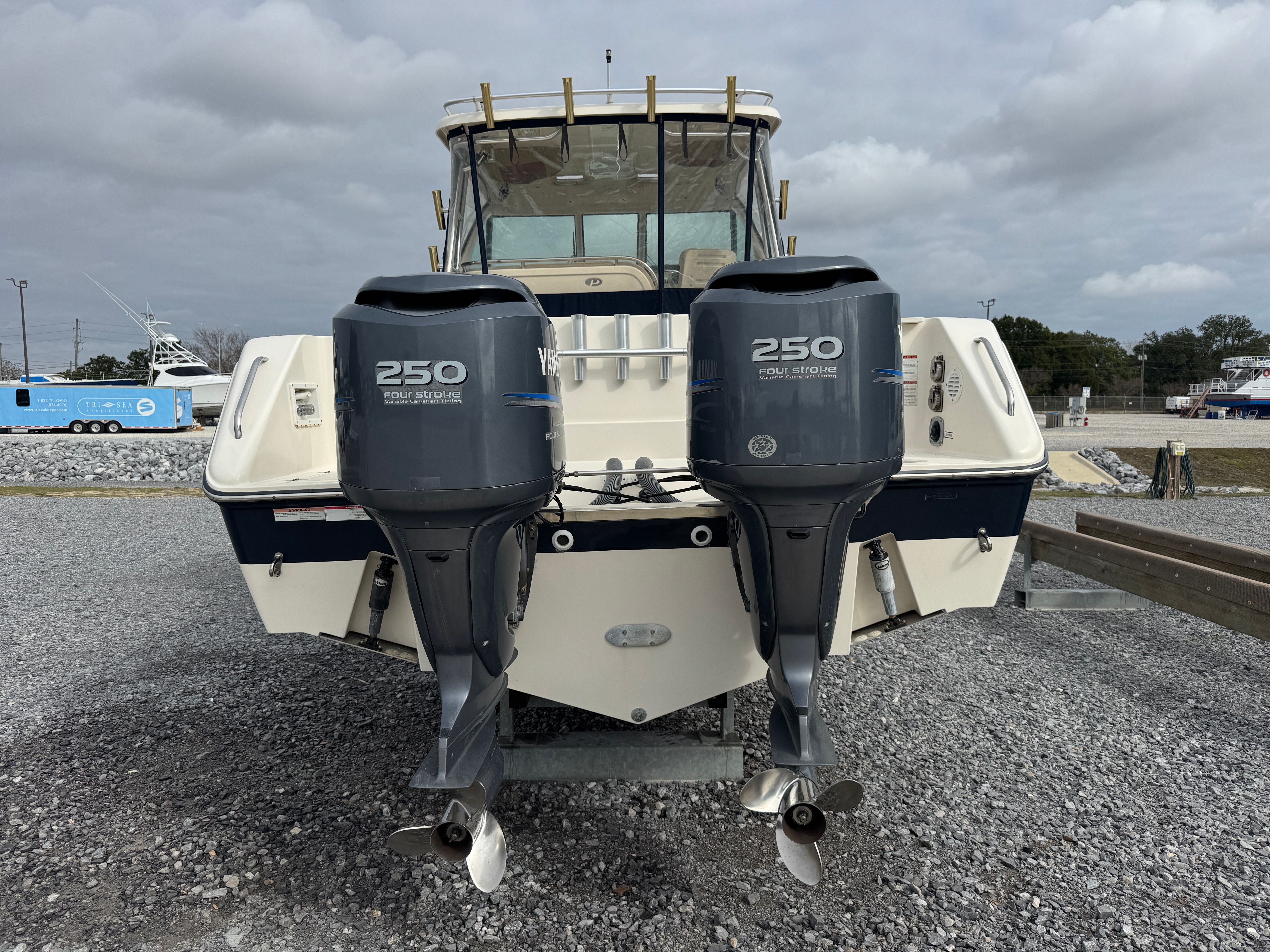 2008 Pursuit OS 315 Offshore - 12