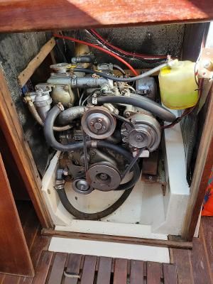 1983 Hunter 31 - 4