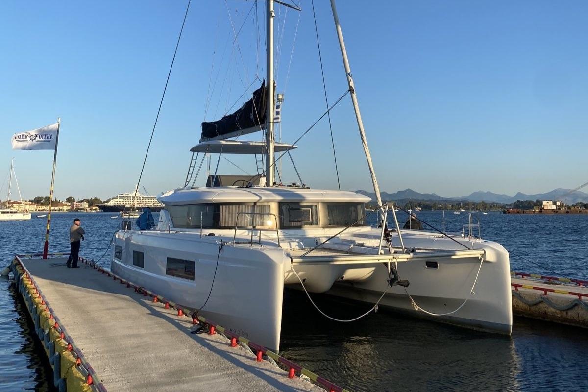 2021 Lagoon 46