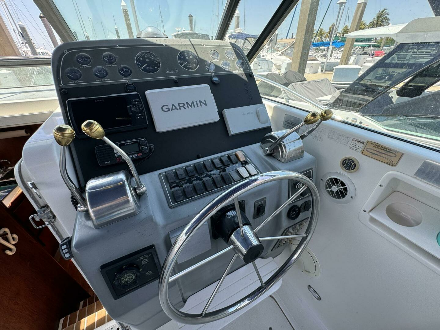 2000 Tiara Yachts 3100 Open - Image 40