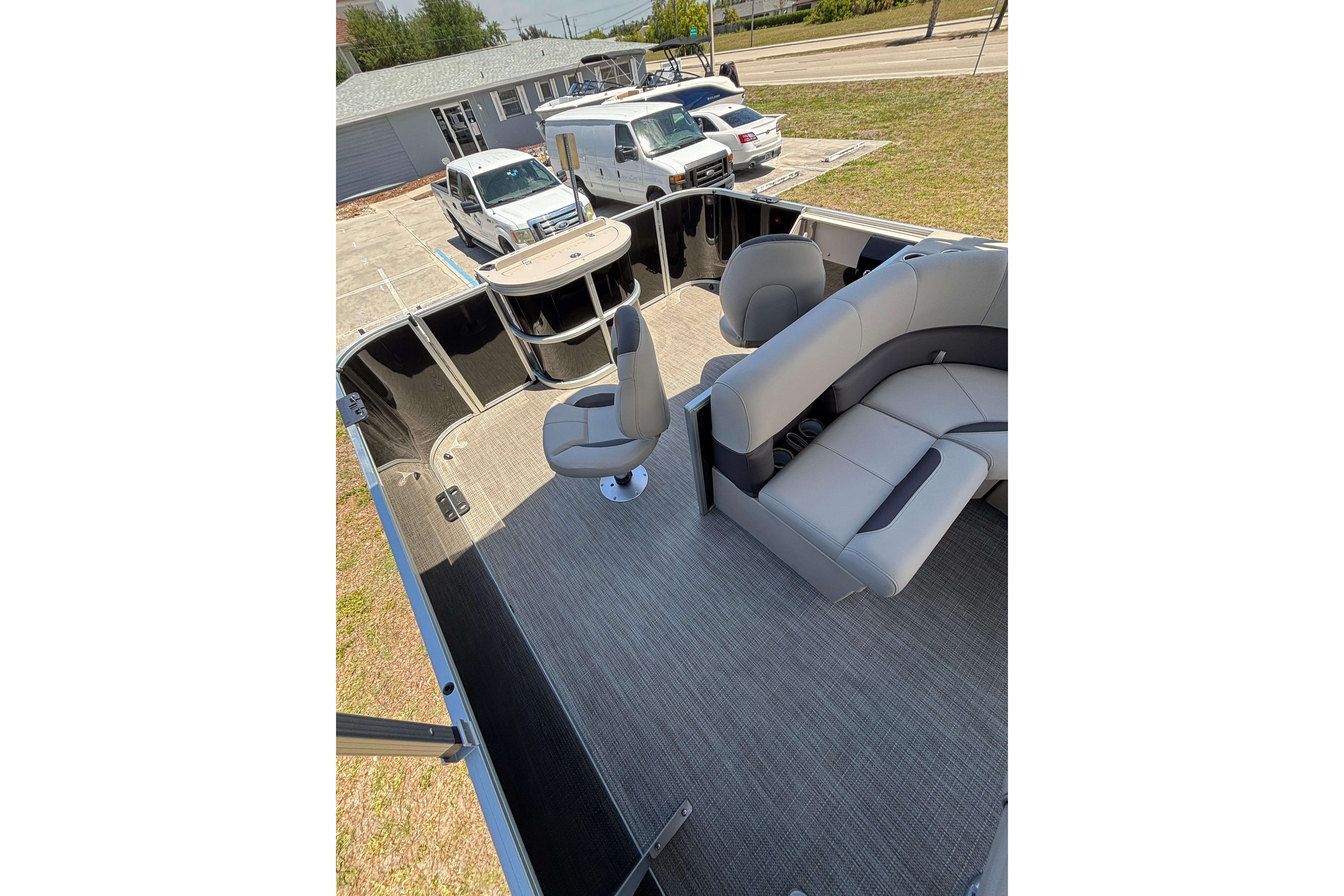 Interior view of Bentley Pontoons Fish 243 4-Point 2026.