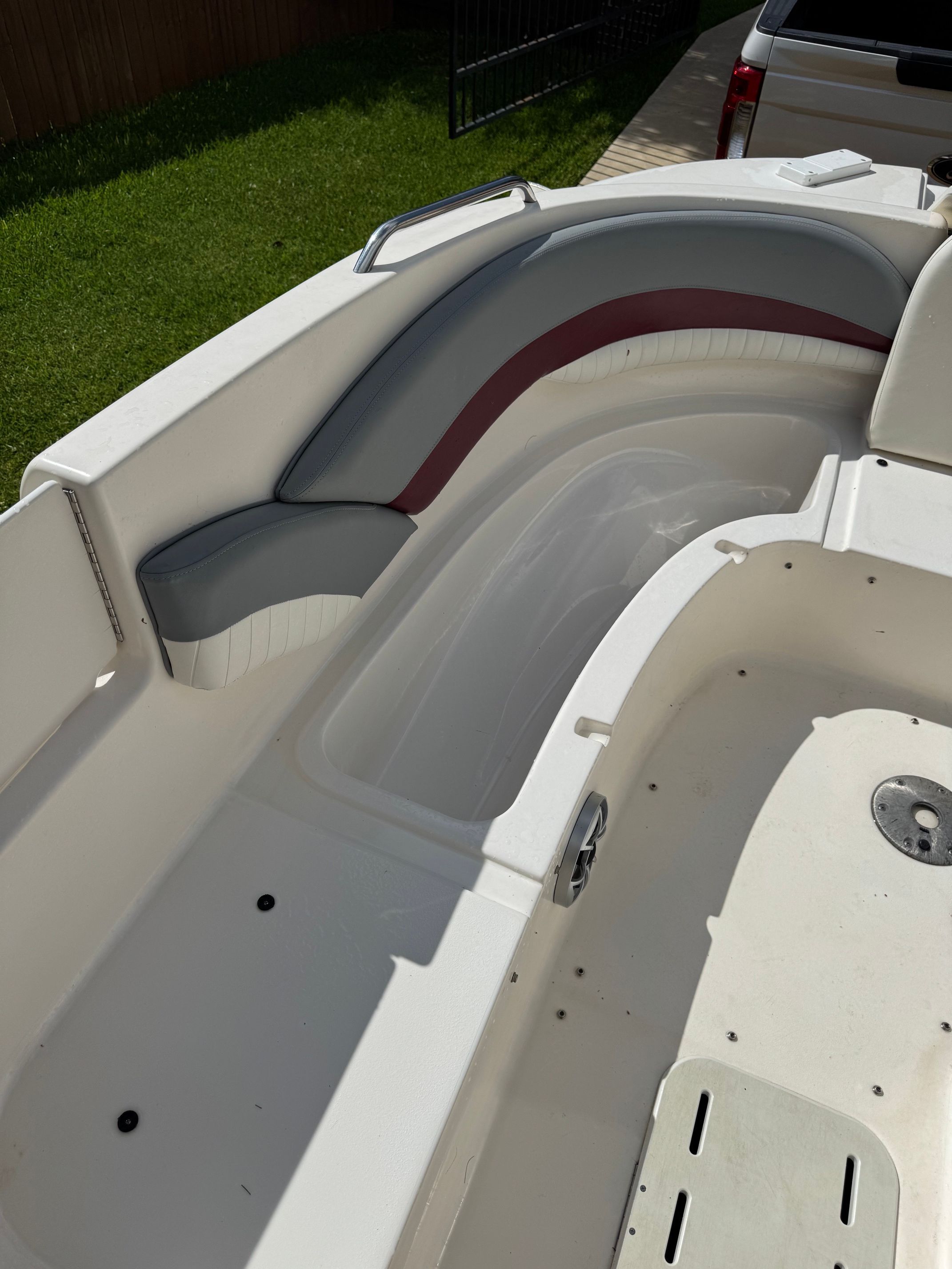 2006 Glastron DS 215 - 14