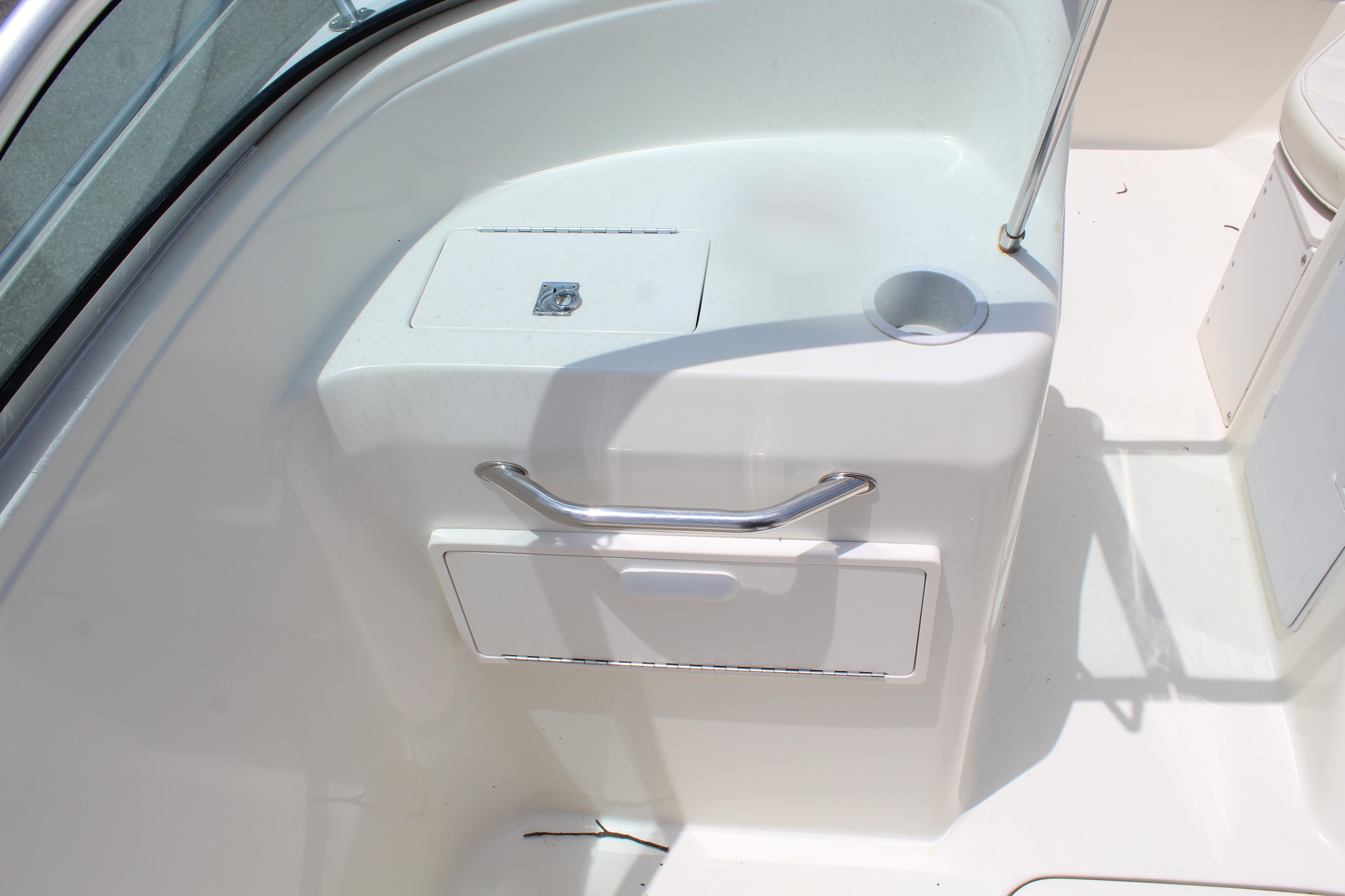 1999 Sea Ray 210 Dual Console - 12