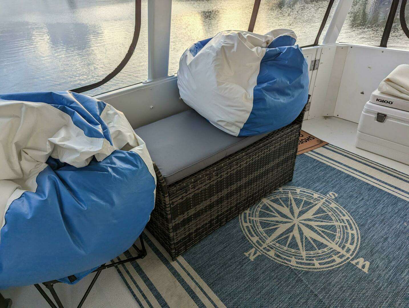 1996 Carver 455 Aft Cabin - Image 7