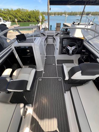 2019 Yamaha Boats 242 Limited S E-Series - 14