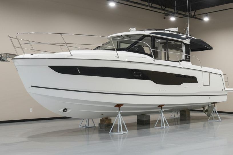 2026 Jeanneau NC 895 Series 2