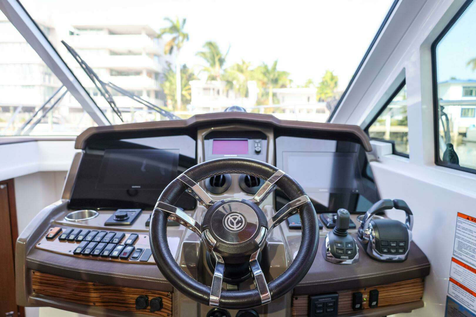 2014 Cruisers Yachts 45 Cantius - Image 52
