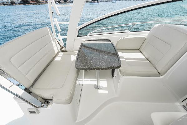 2020 Boston Whaler 345 Conquest - 29