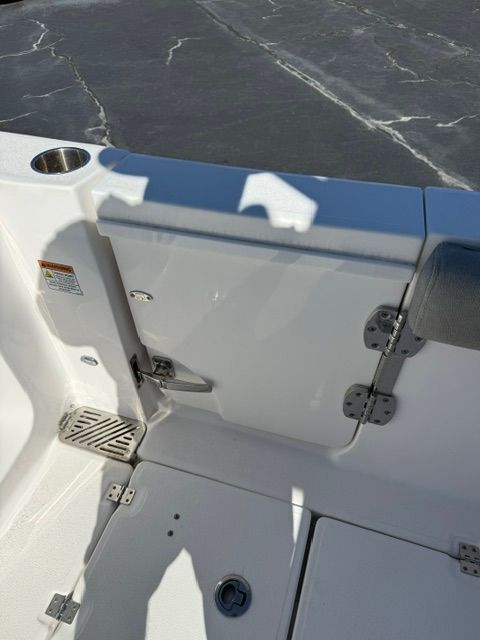 2017 Sea Fox 328 Commander - 10