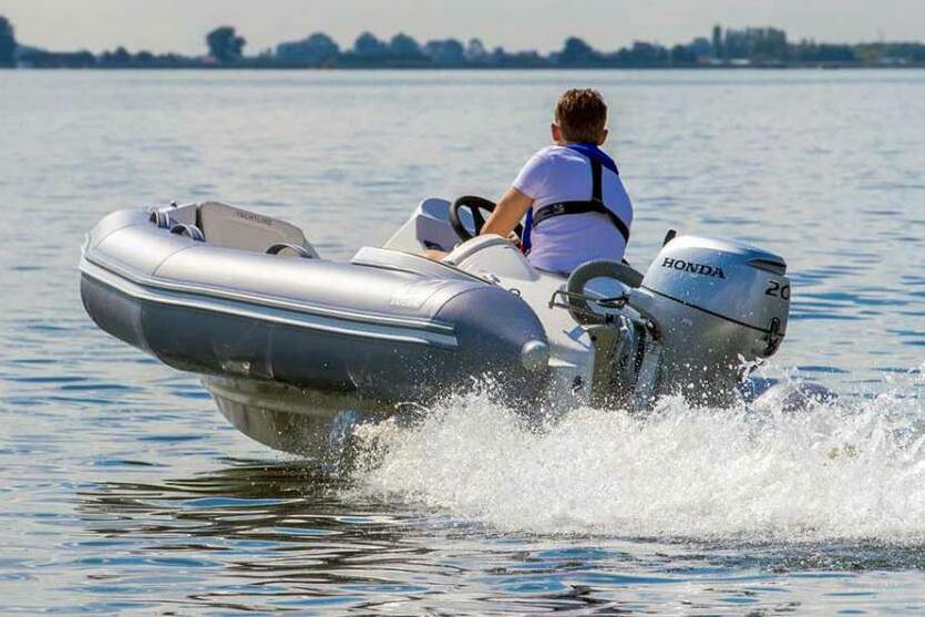 2026 Zodiac Yachtline 400