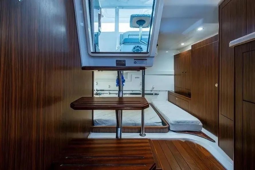 2023 Pursuit OS 355 Offshore - 13