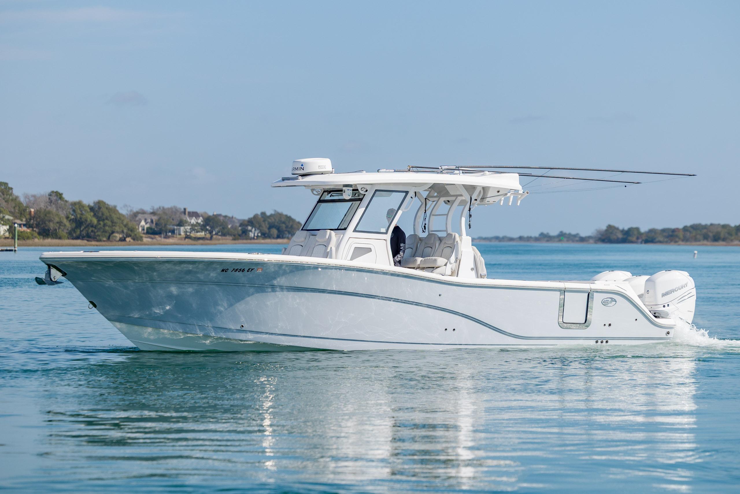 2022 Sea Fox 368 Commander