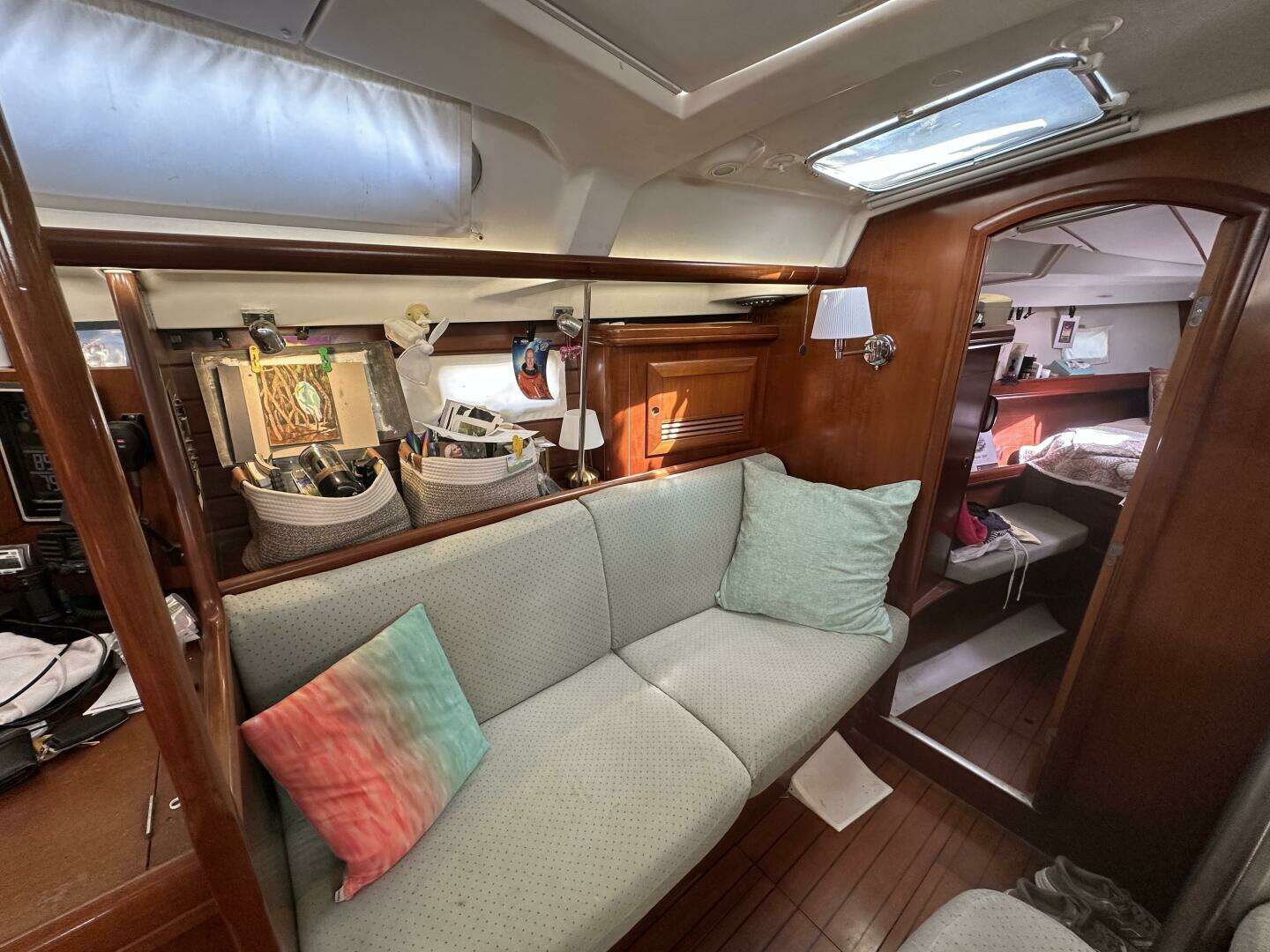 2004 Beneteau 423 - Image 24