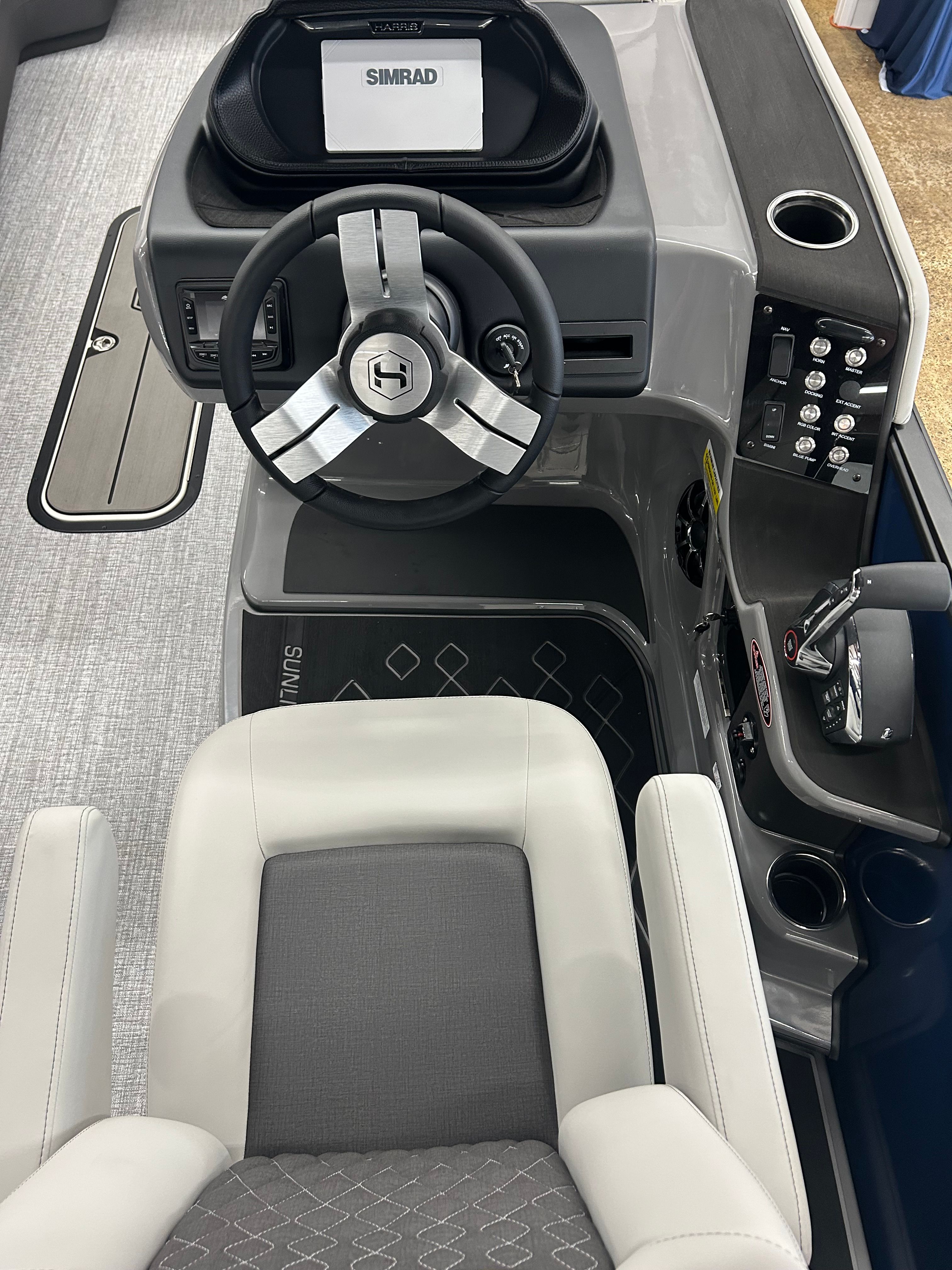 2026 Harris Sunliner 230 - 14