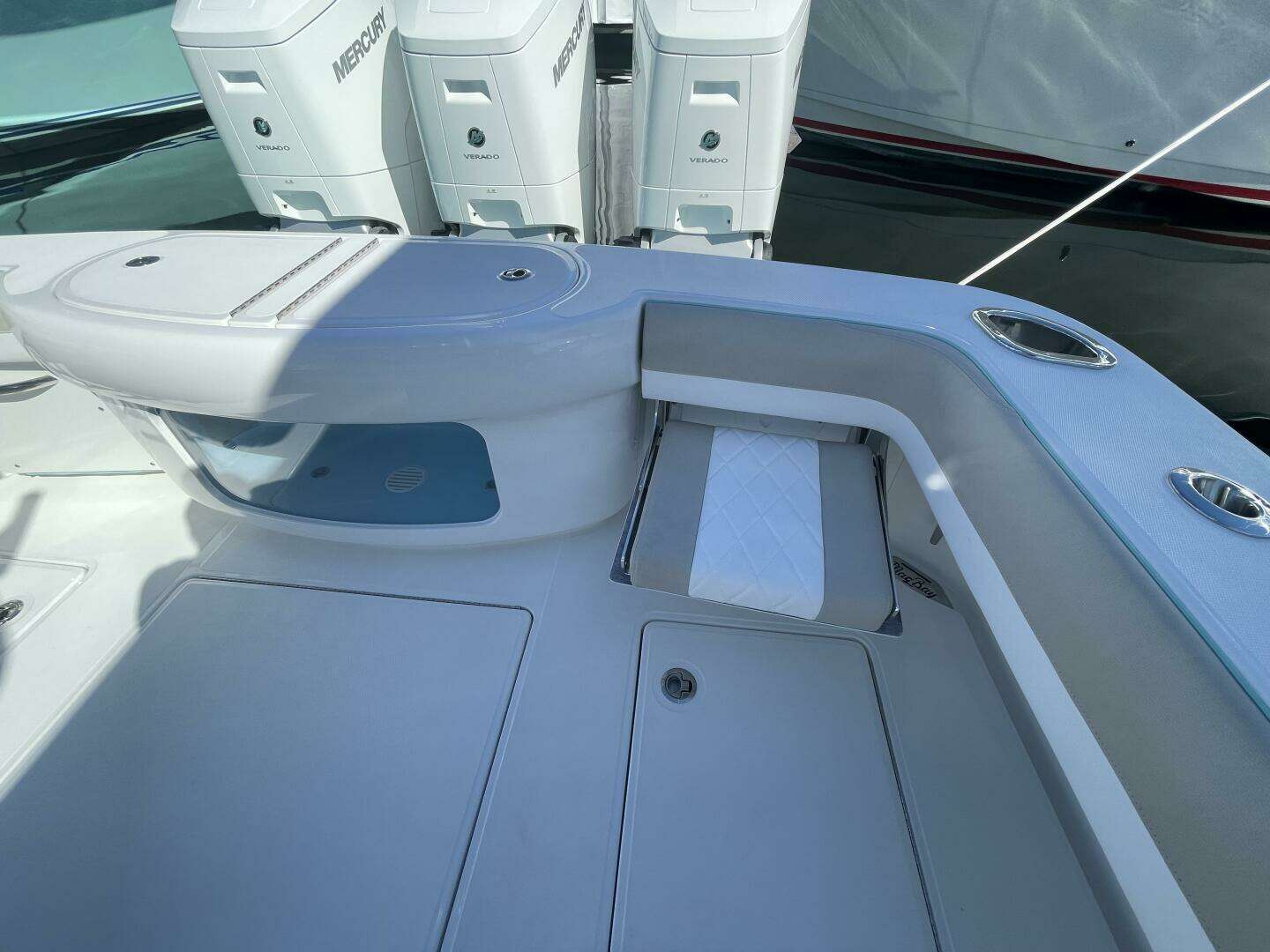 2026 Mag Bay 43 Center Console - Image 30