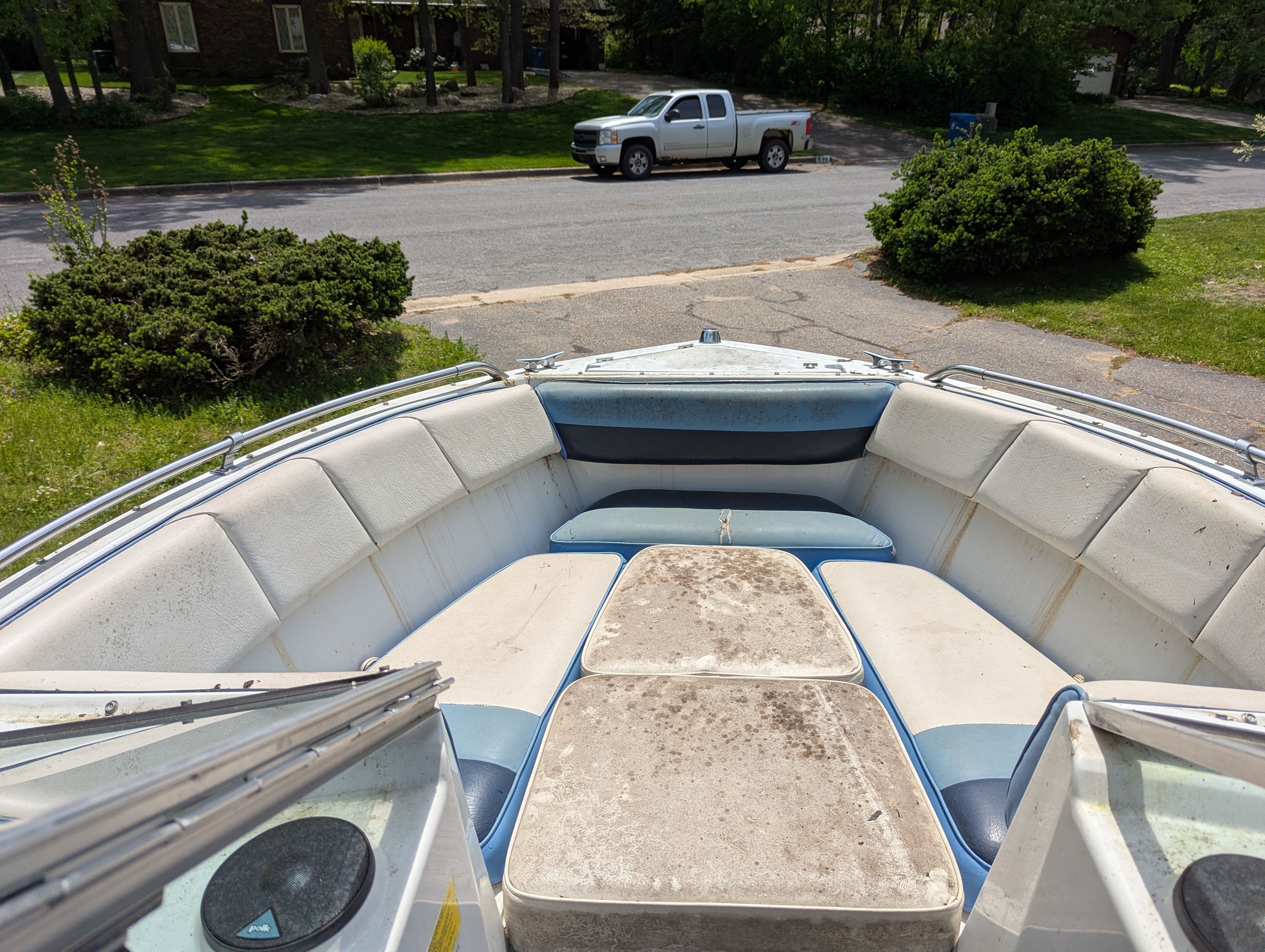 Interior view of a 1988 Four Winns 200 Horizon boat.