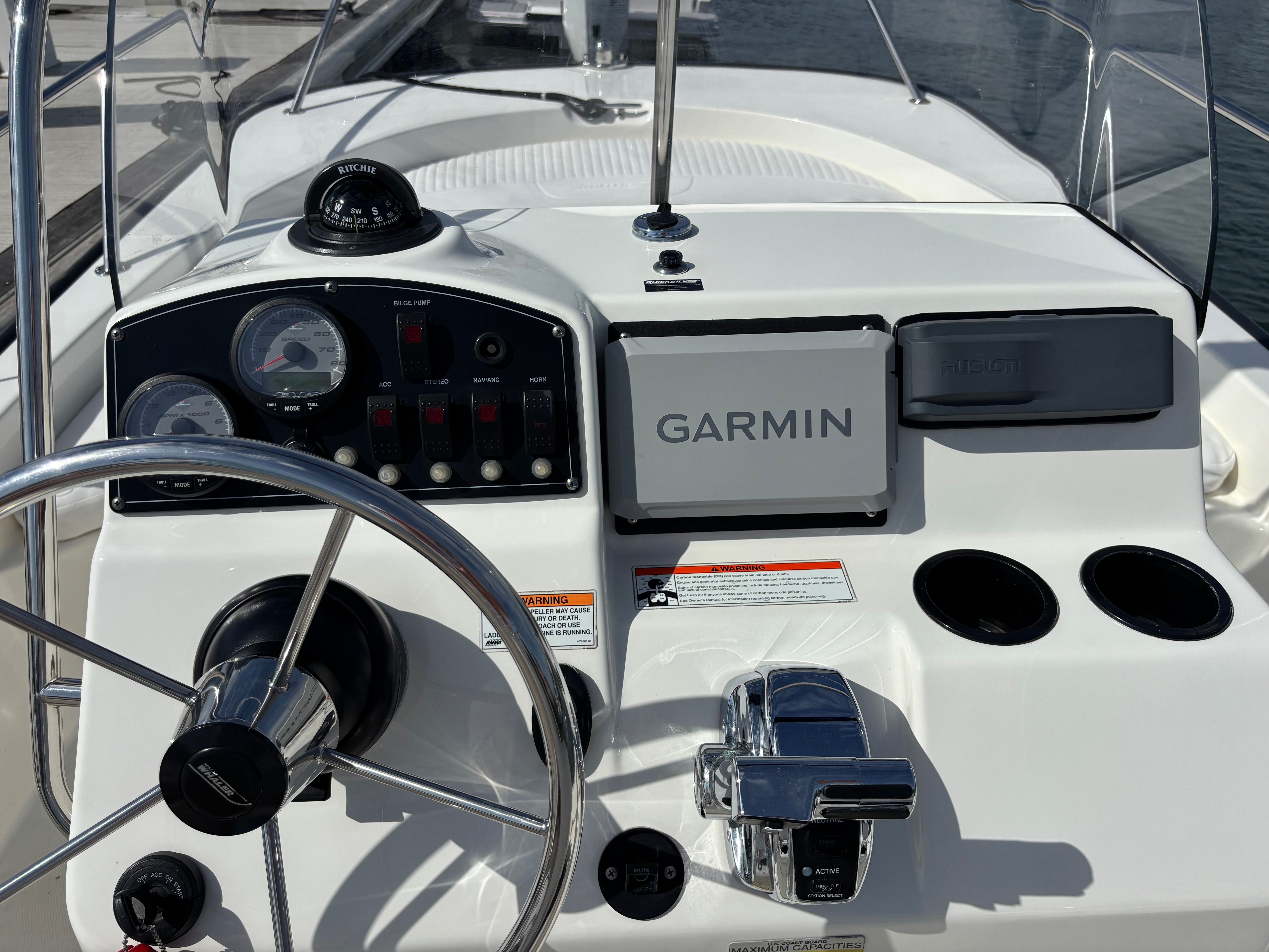 2009 Boston Whaler 190 Montauk - 6
