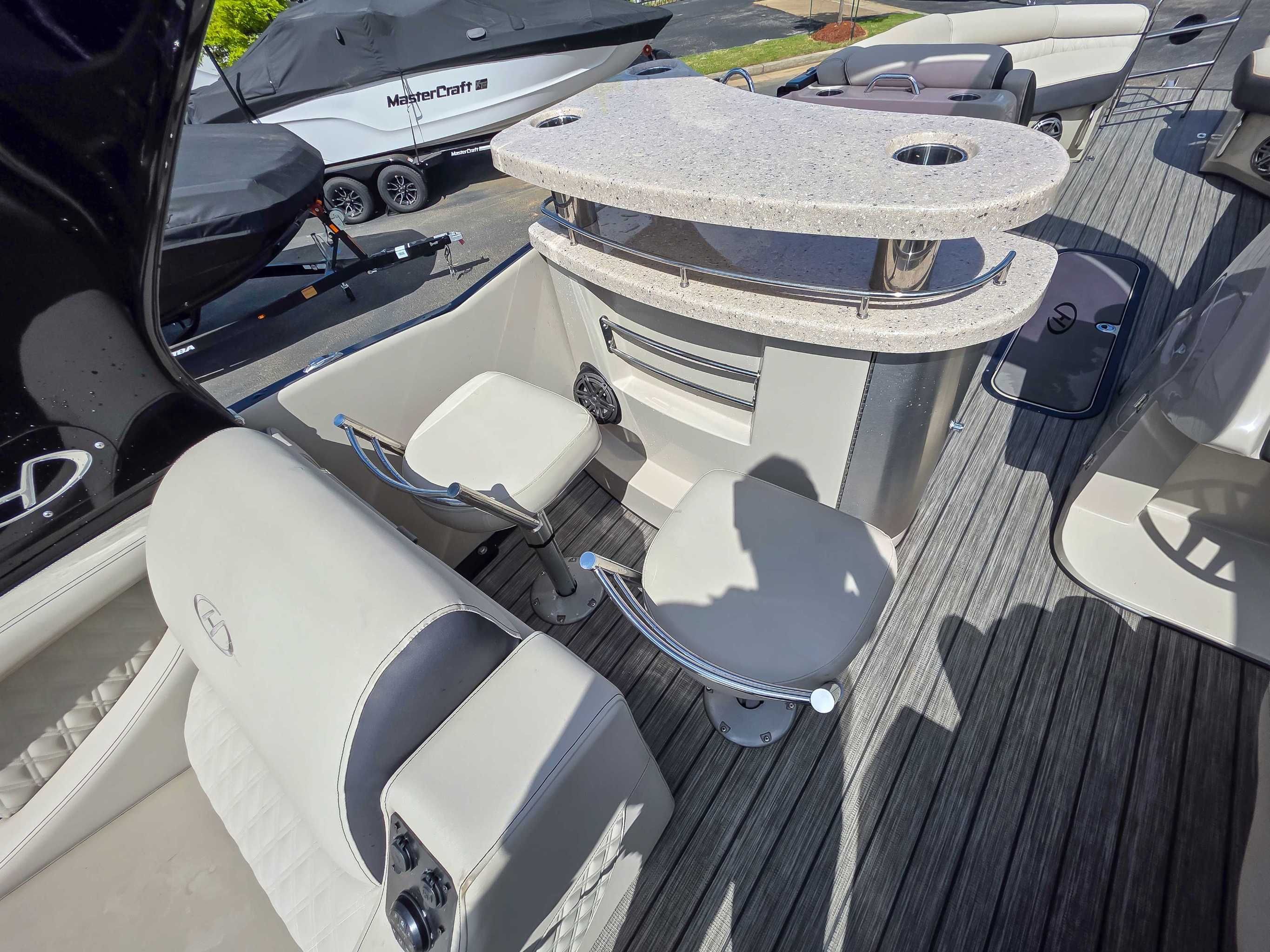 2021 Harris Crowne DL 250 - 14