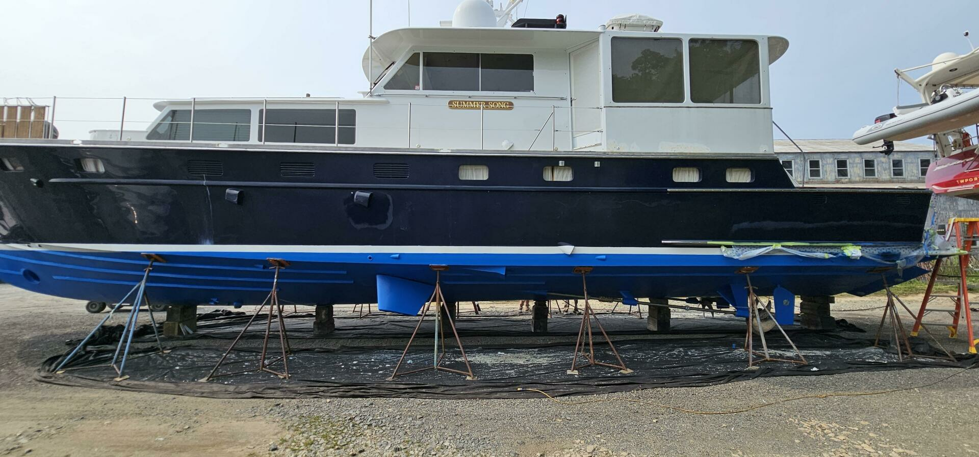 1969 Derecktor Hunt Motor Yacht - Image 26