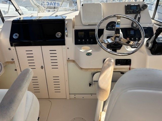 2007 Grady-White Gulfstream 232 - 5