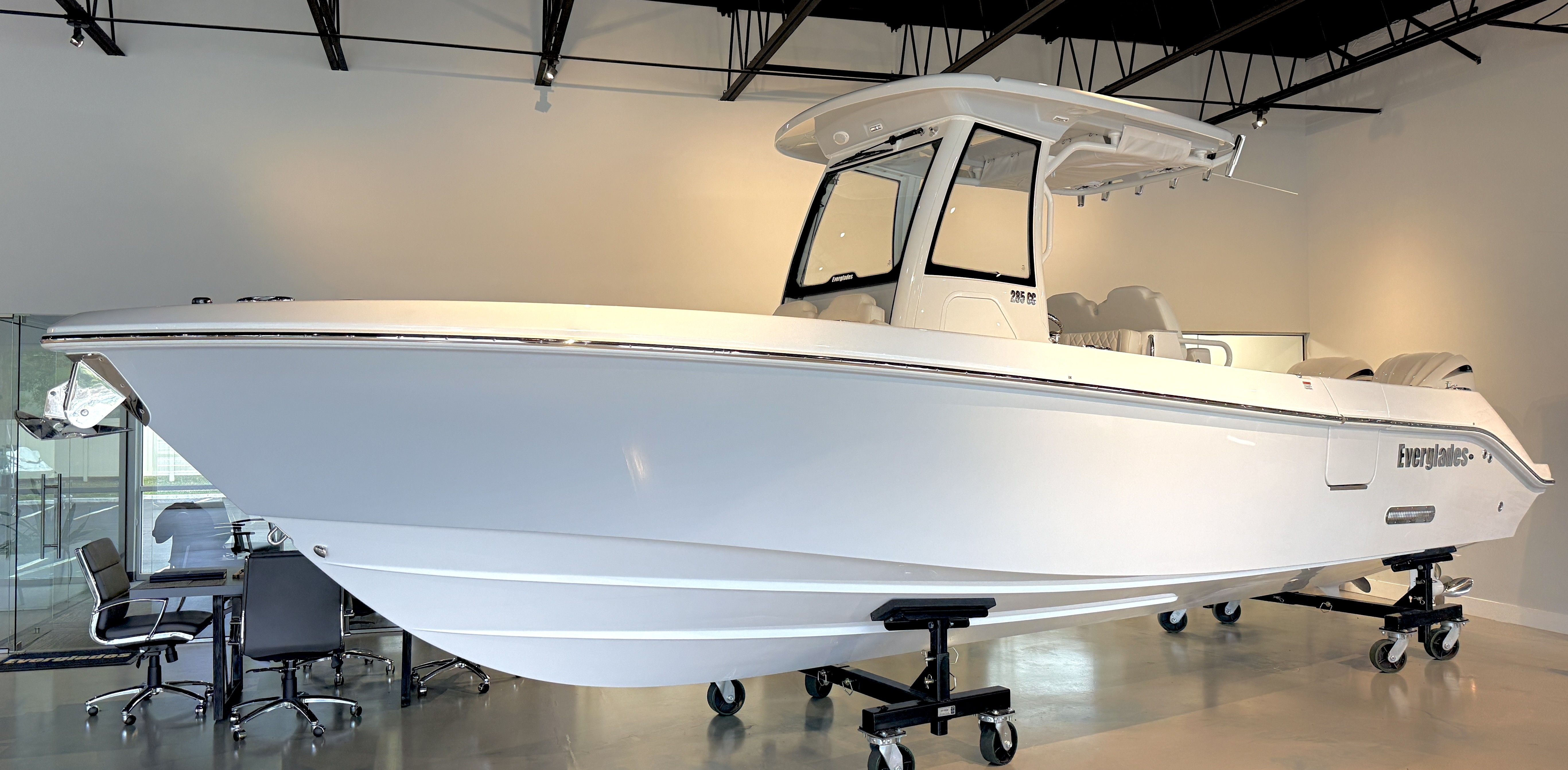 2026 Everglades 285 Center Console - 25