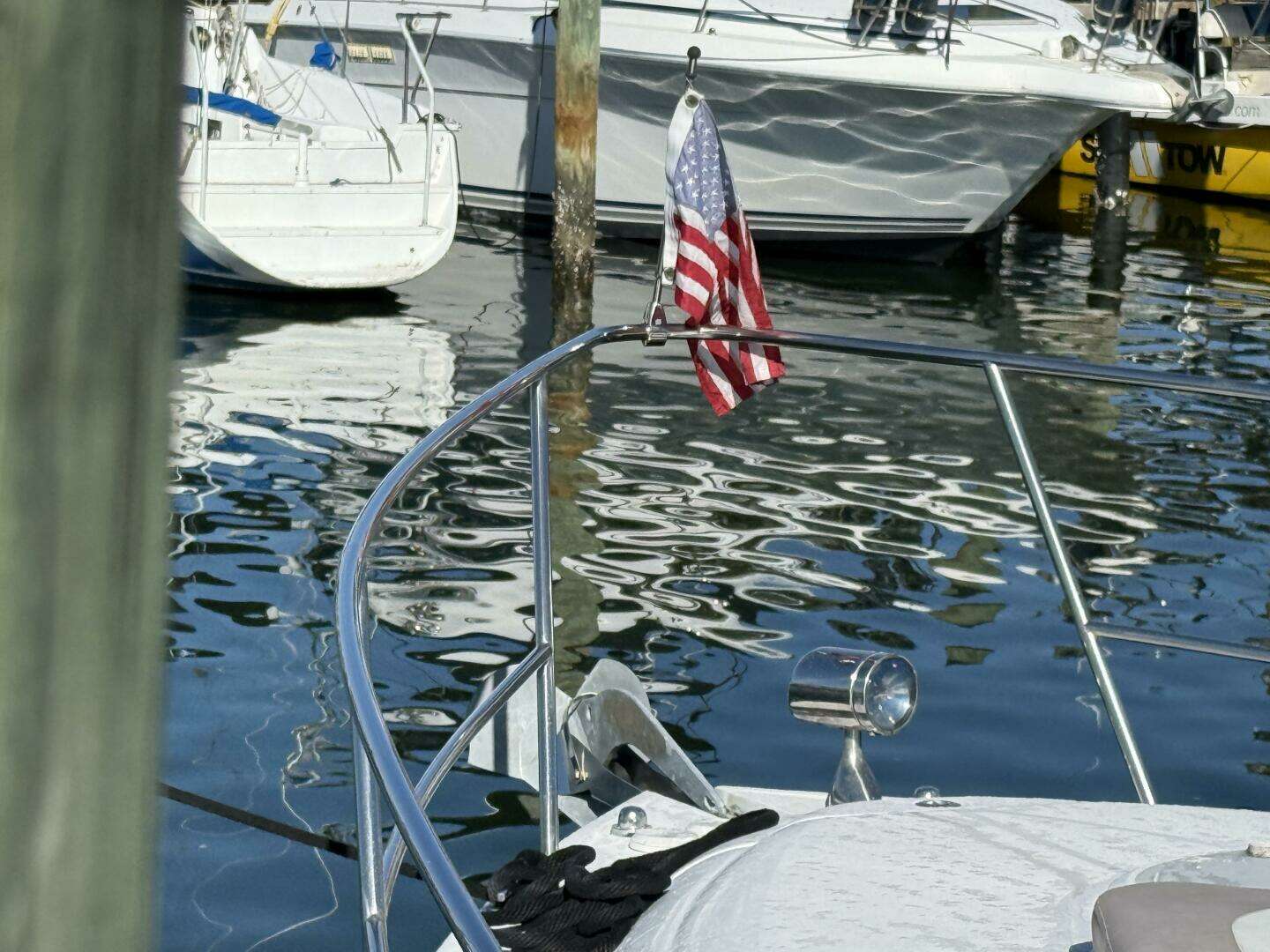 2006 Four Winns 318 Vista - Image 3