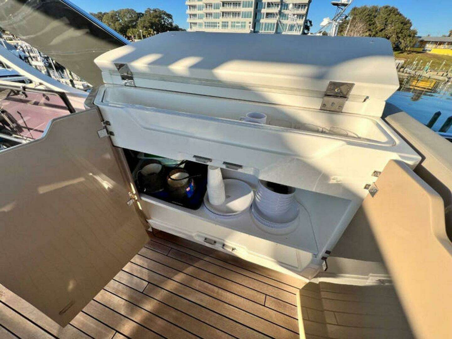 2020 Fairline Squadron - Image 69