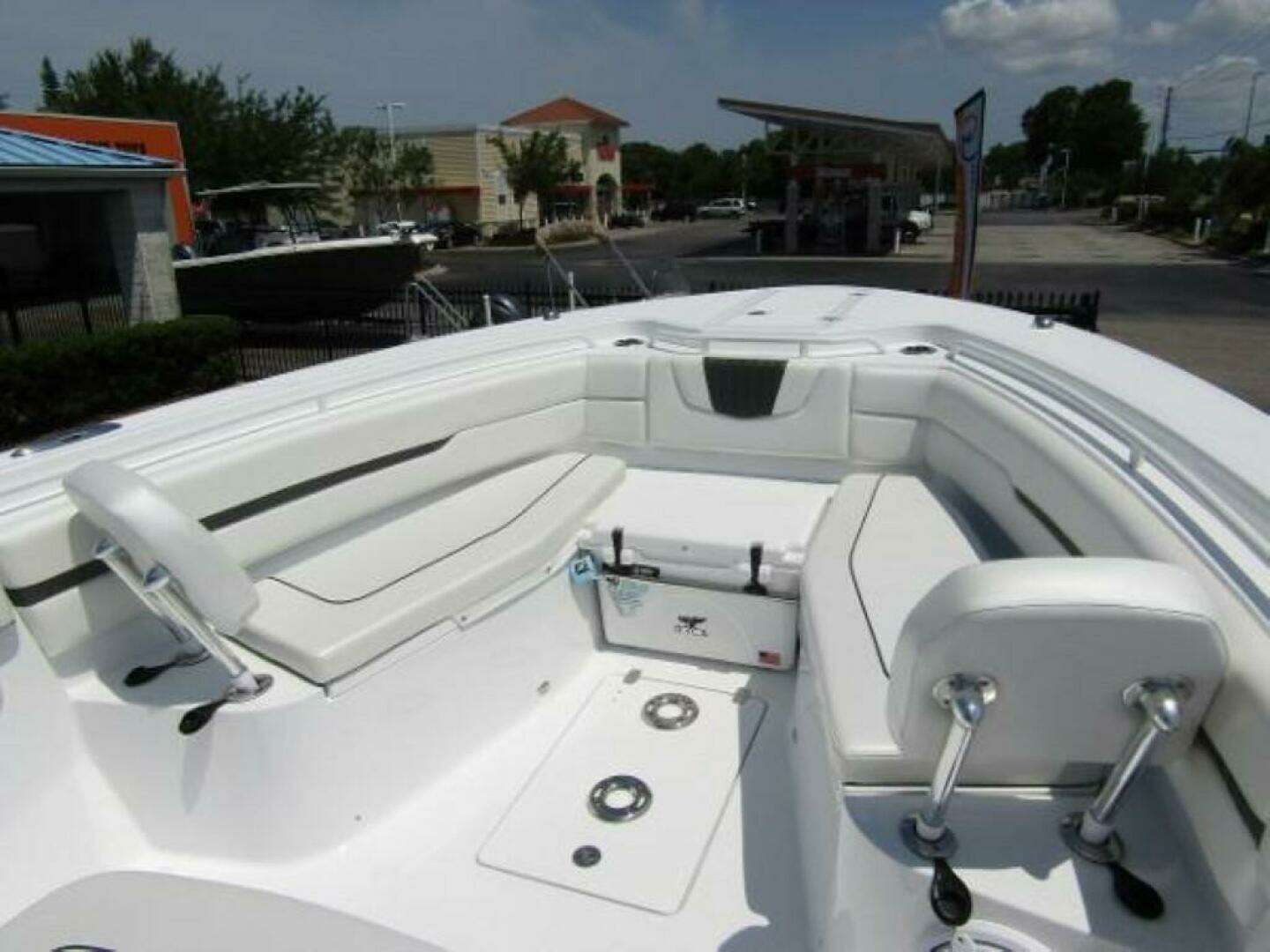 2024 Wellcraft 352 Fisherman - Image 8