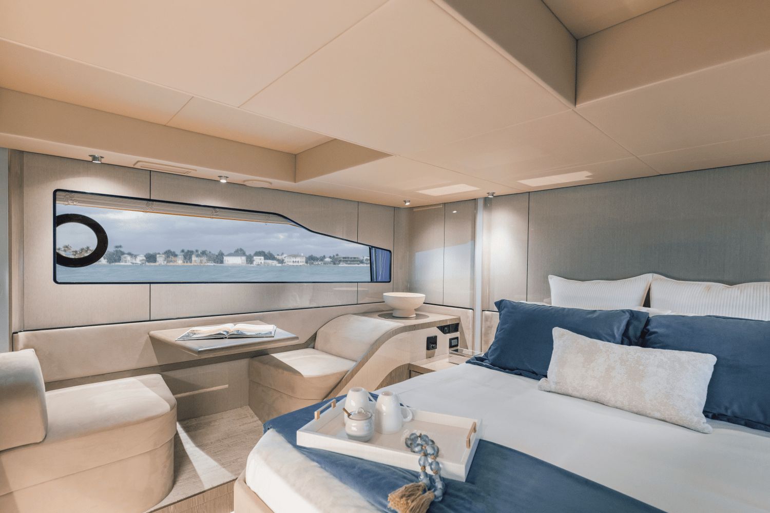 2027 Cruisers Yachts 57 Fly - 86